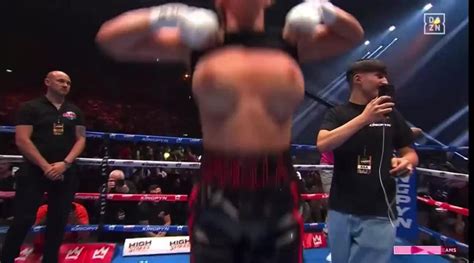 daniella hemsley tit flash|Womens boxer flashes the crowd after her first win